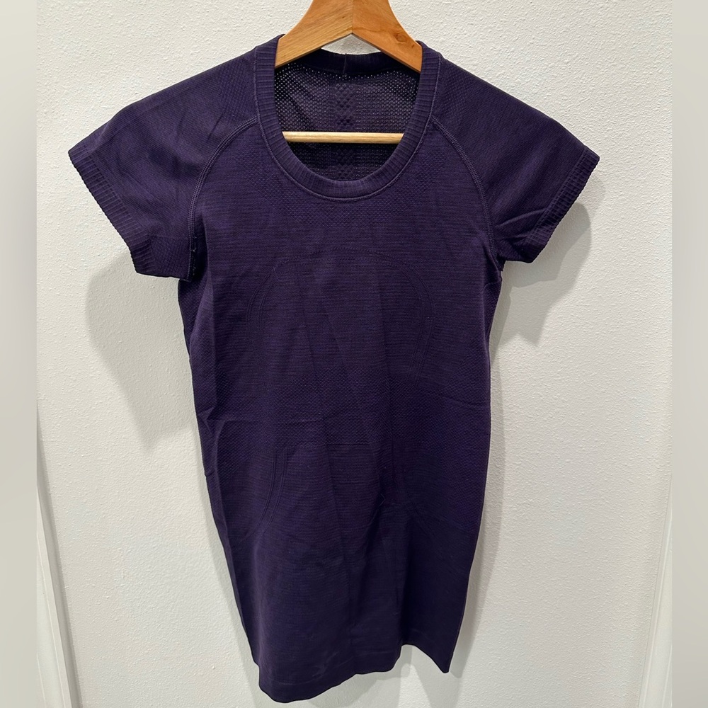 Lululemon Swiftly Tech shirt